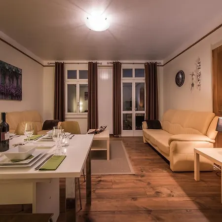 Apartment Cecile